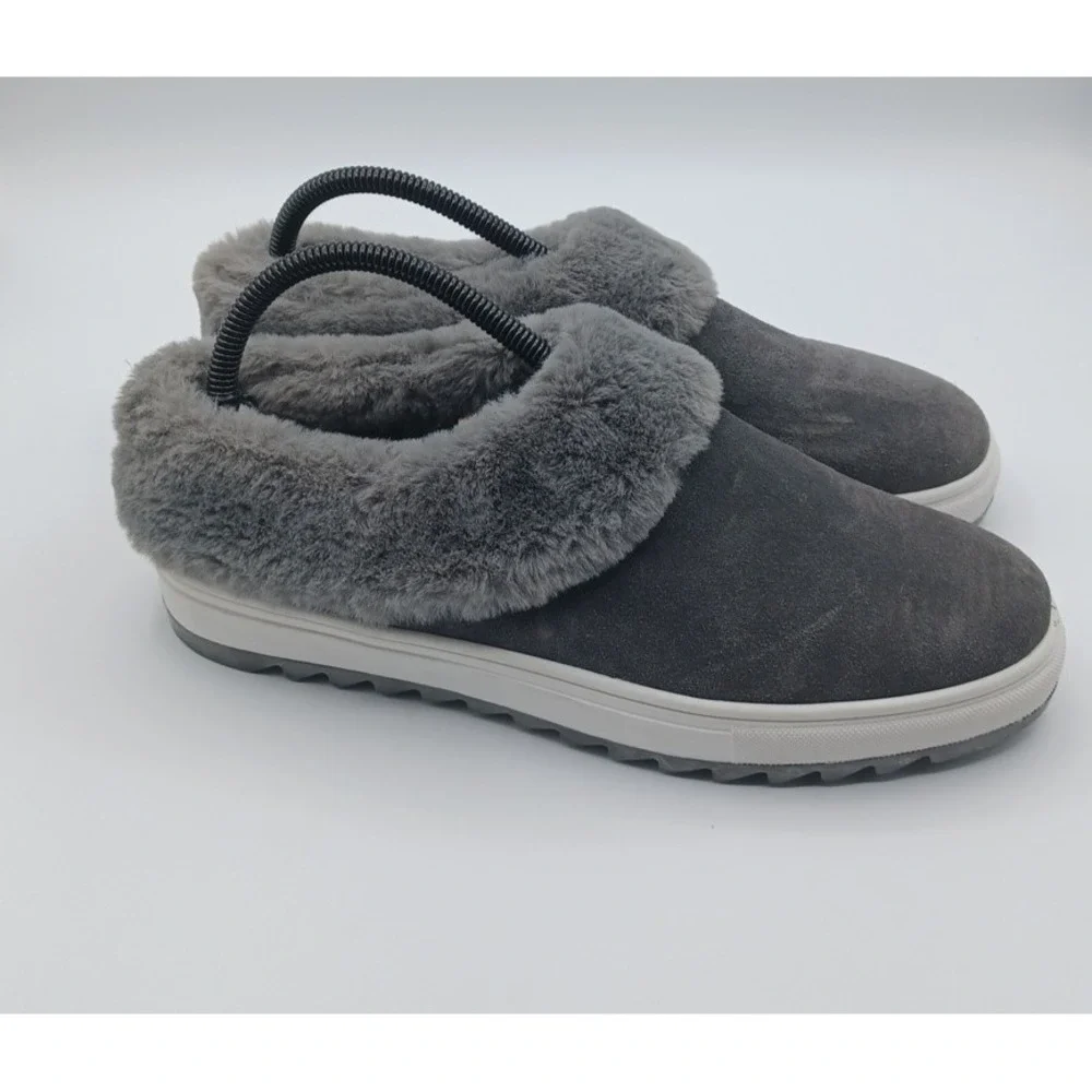 Blondo Suri Gray Suede Slip On Boots Booties Waterproof 9M B3321635 SUPER‎ SOFT!